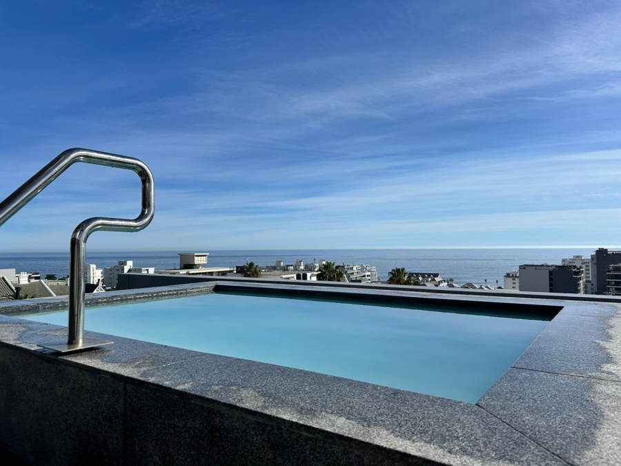 1 Bedroom Property for Sale in Sea Point Western Cape